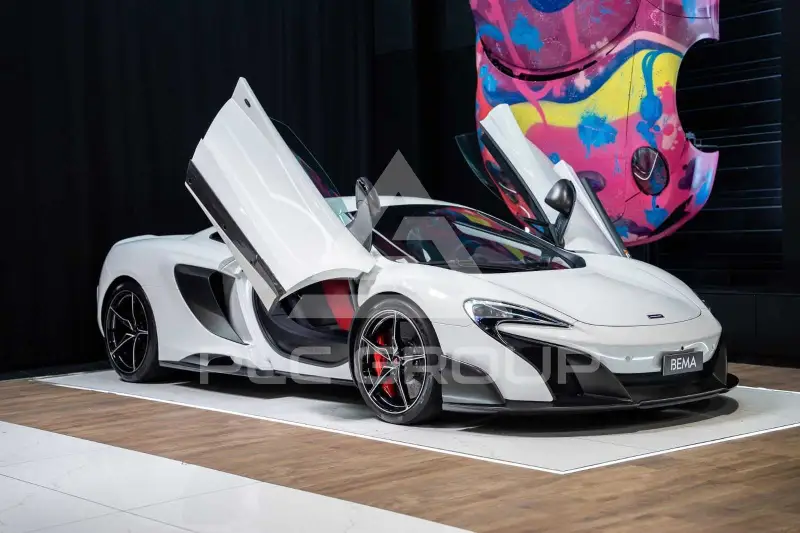 2017 McLaren 675LT