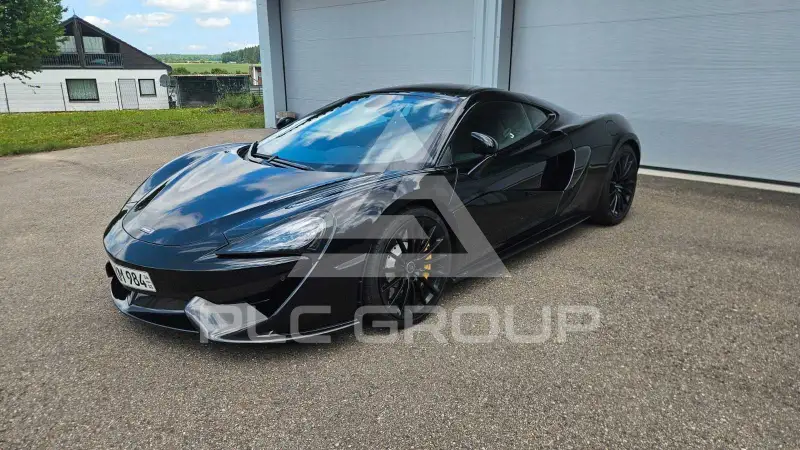 2017 McLaren 570GT