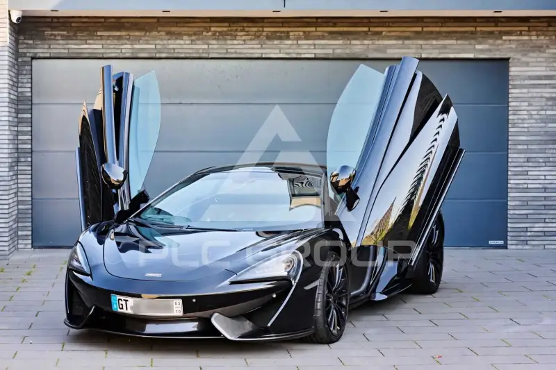 2017 McLaren 570GT