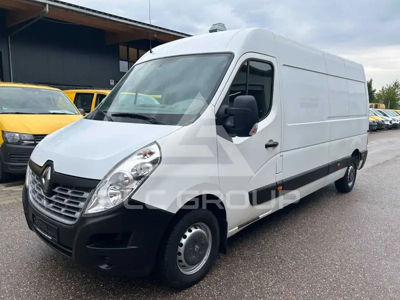 2017 Renault Master