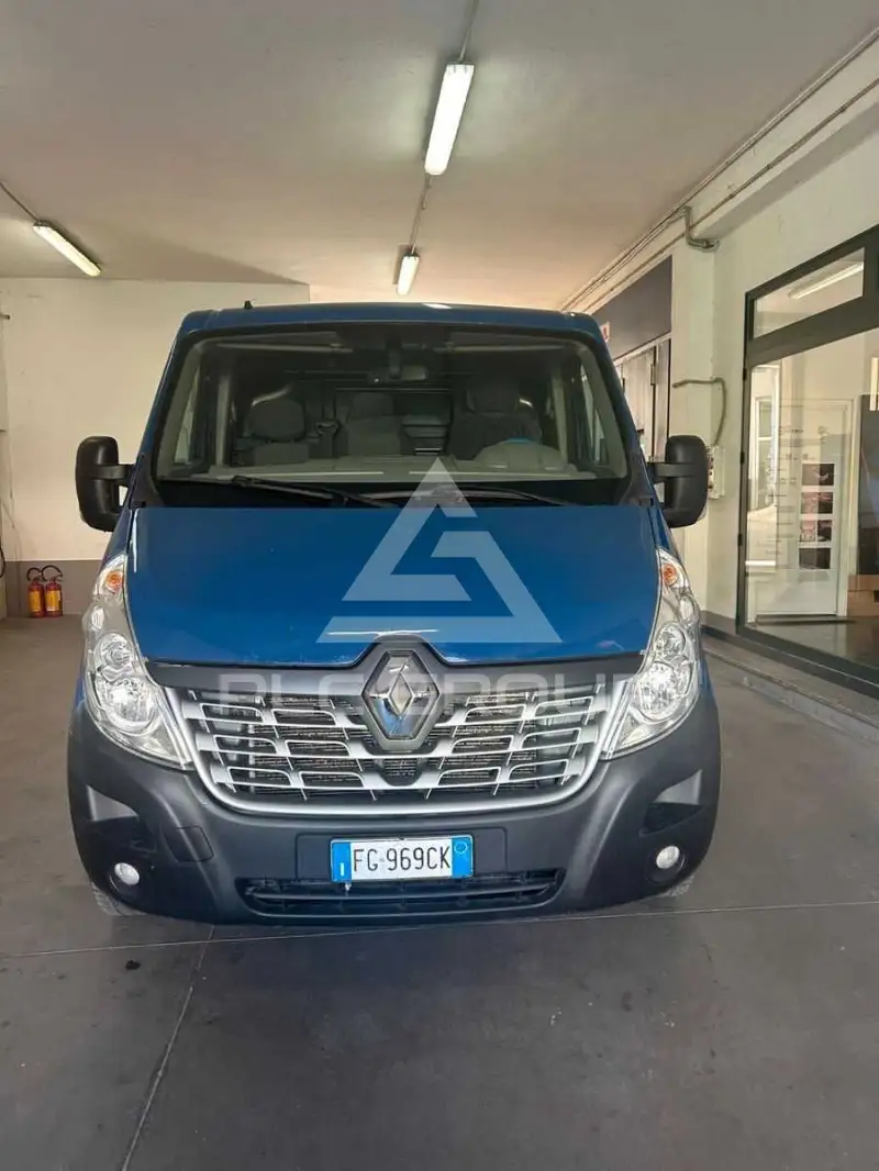 2017 Renault Master