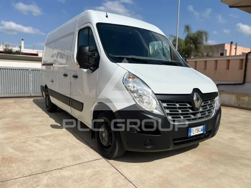 2017 Renault Master