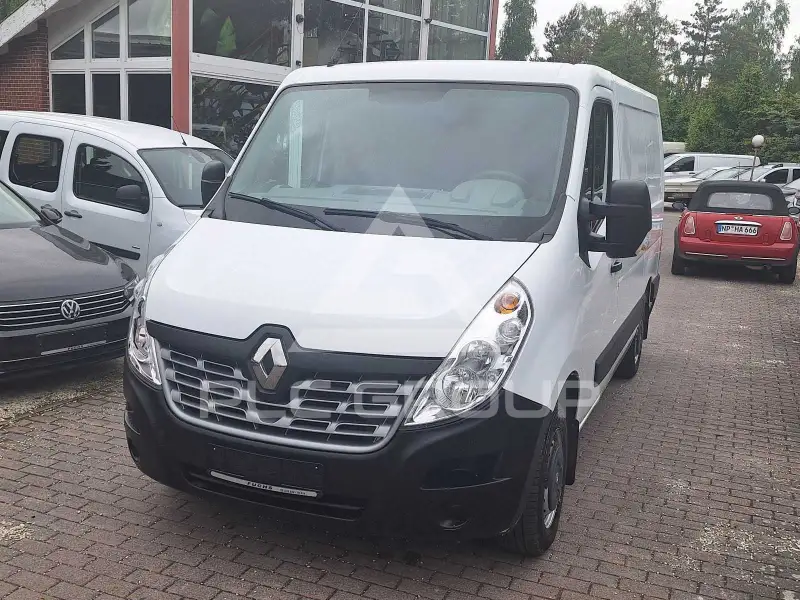 2017 Renault Master