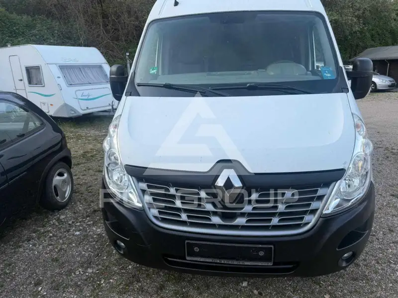 2017 Renault Master