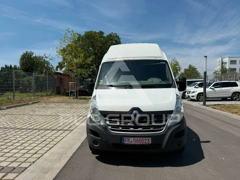 2017 Renault Master