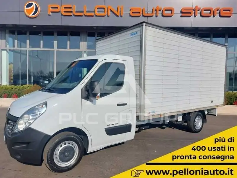 2017 Renault Master