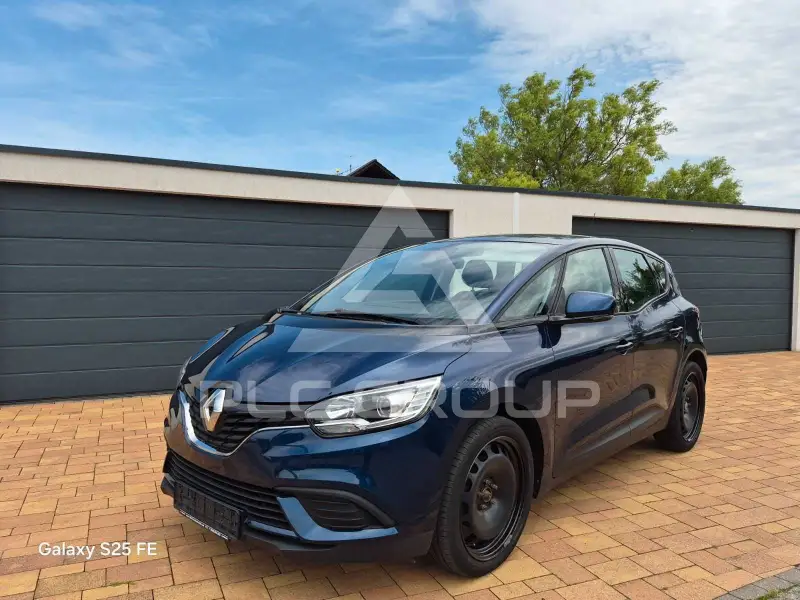 2017 Renault Scenic