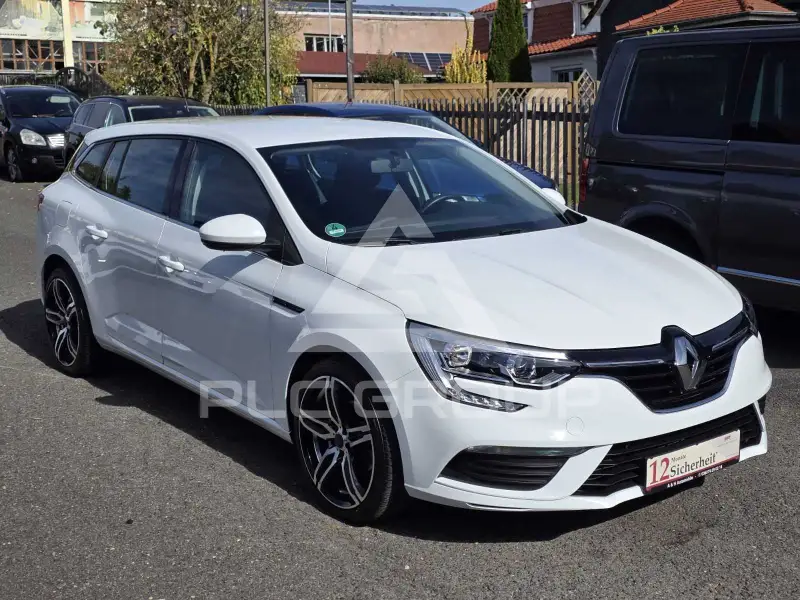 2017 Renault Megane