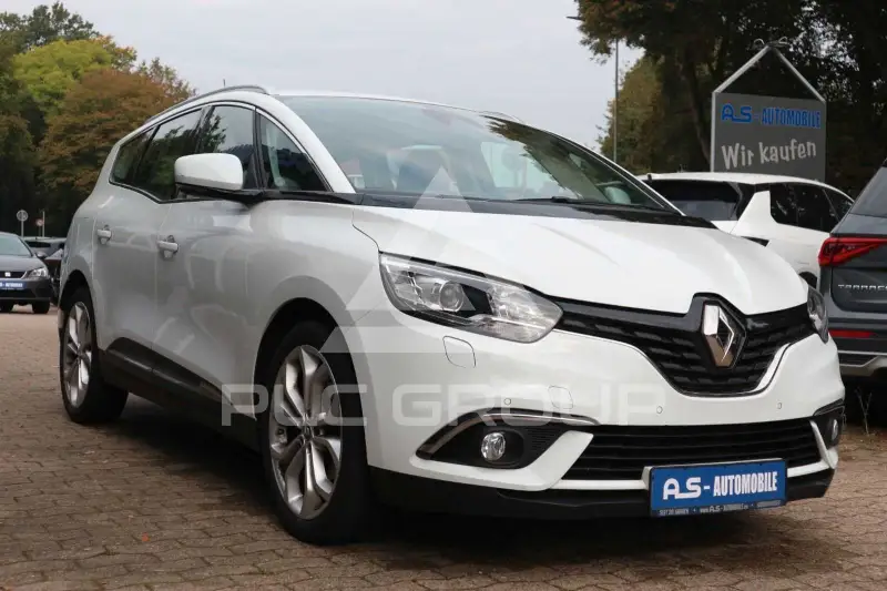 2017 Renault Grand Scenic