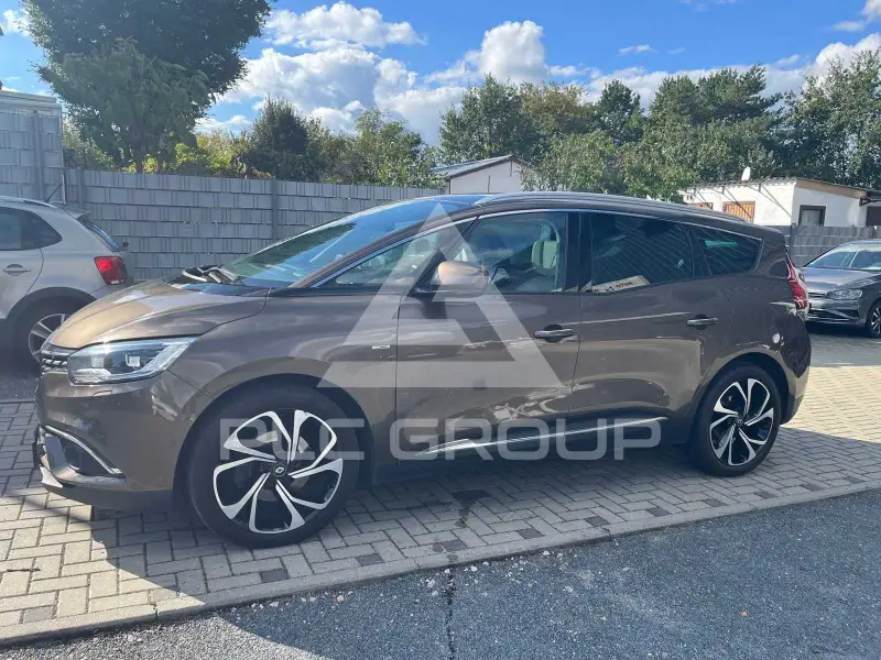 2017 Renault Grand Scenic