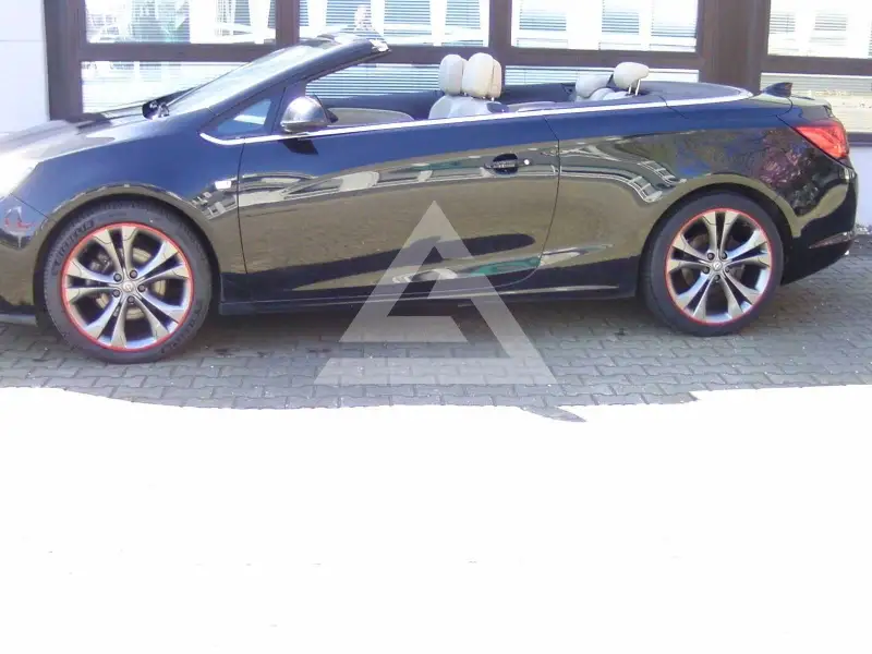 2017 Opel Cascada