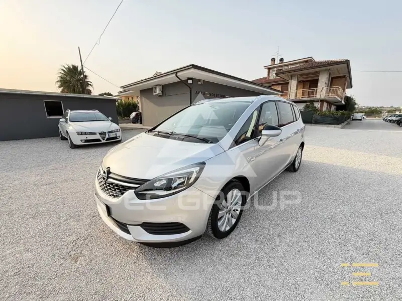 2017 Opel ZAFIRA