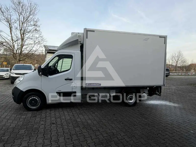 2017 Opel Movano