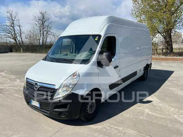 2017 Opel Movano