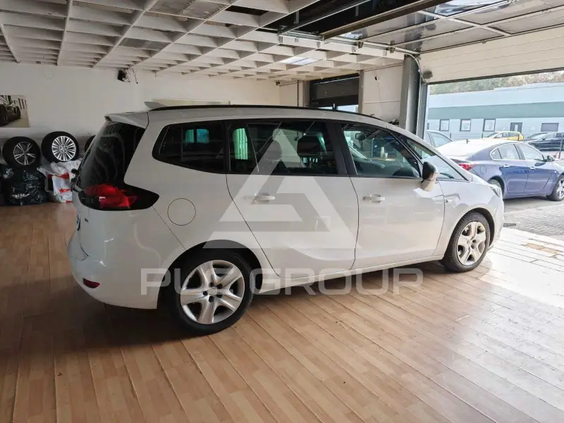 2017 Opel ZAFIRA