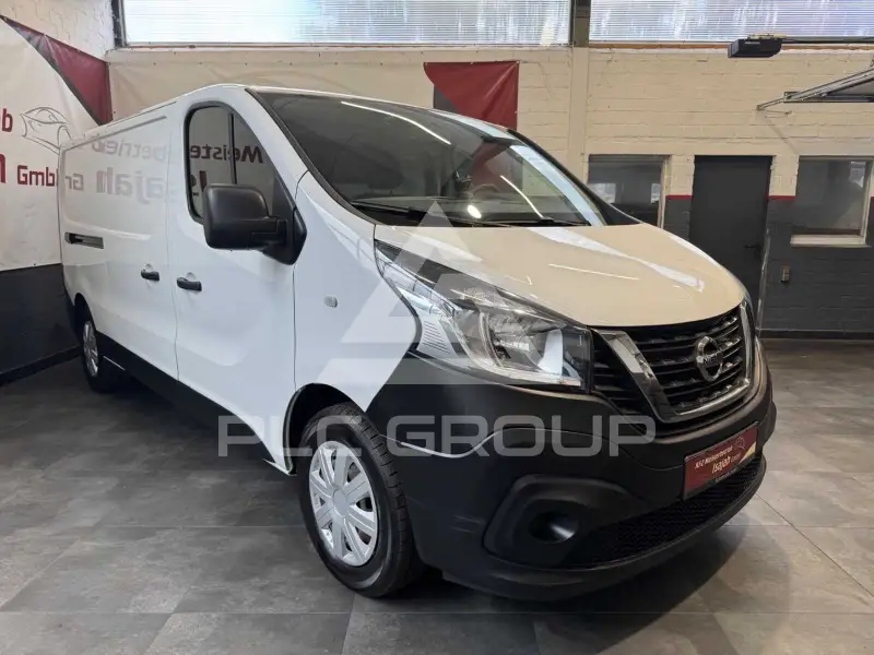 2018 Nissan NV 300