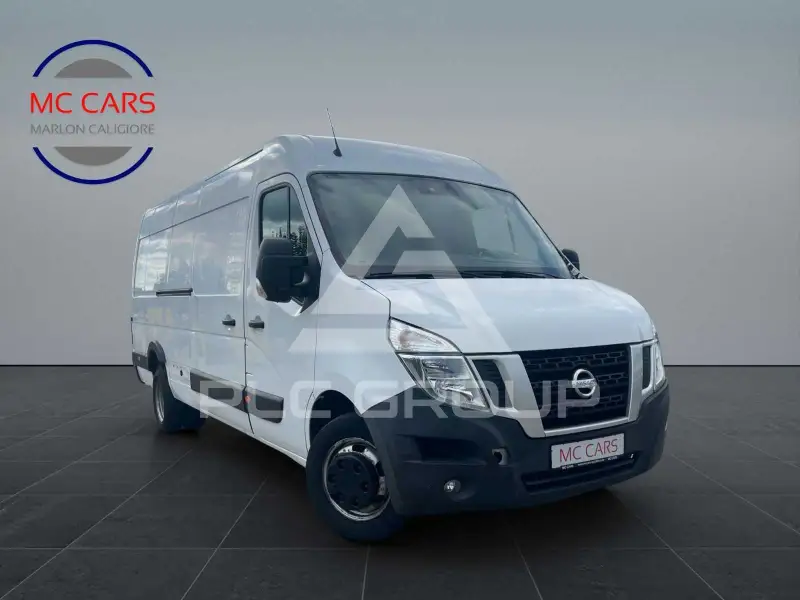 2018 Nissan NV 400