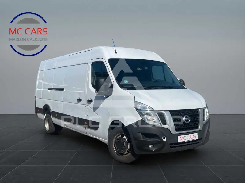 2018 Nissan NV 400