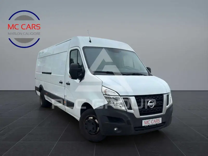 2018 Nissan NV 400