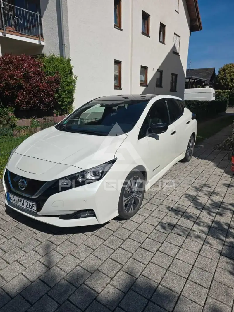 2018 Nissan LEAF