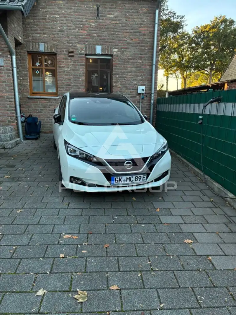 2018 Nissan LEAF