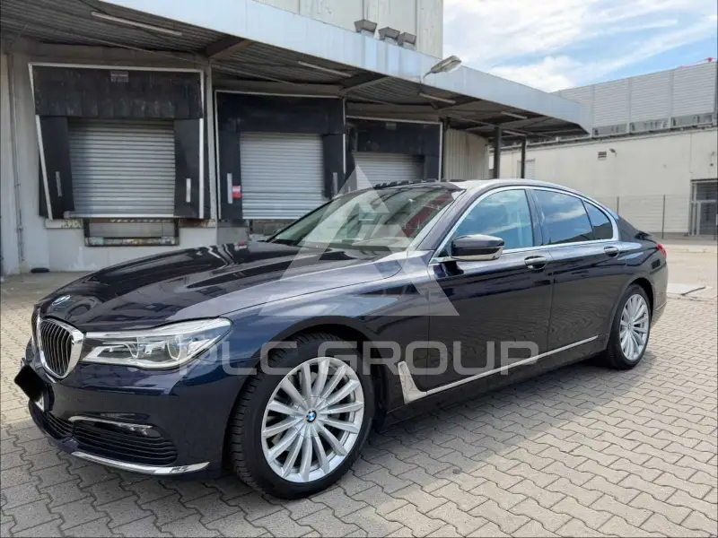 2018 BMW 740