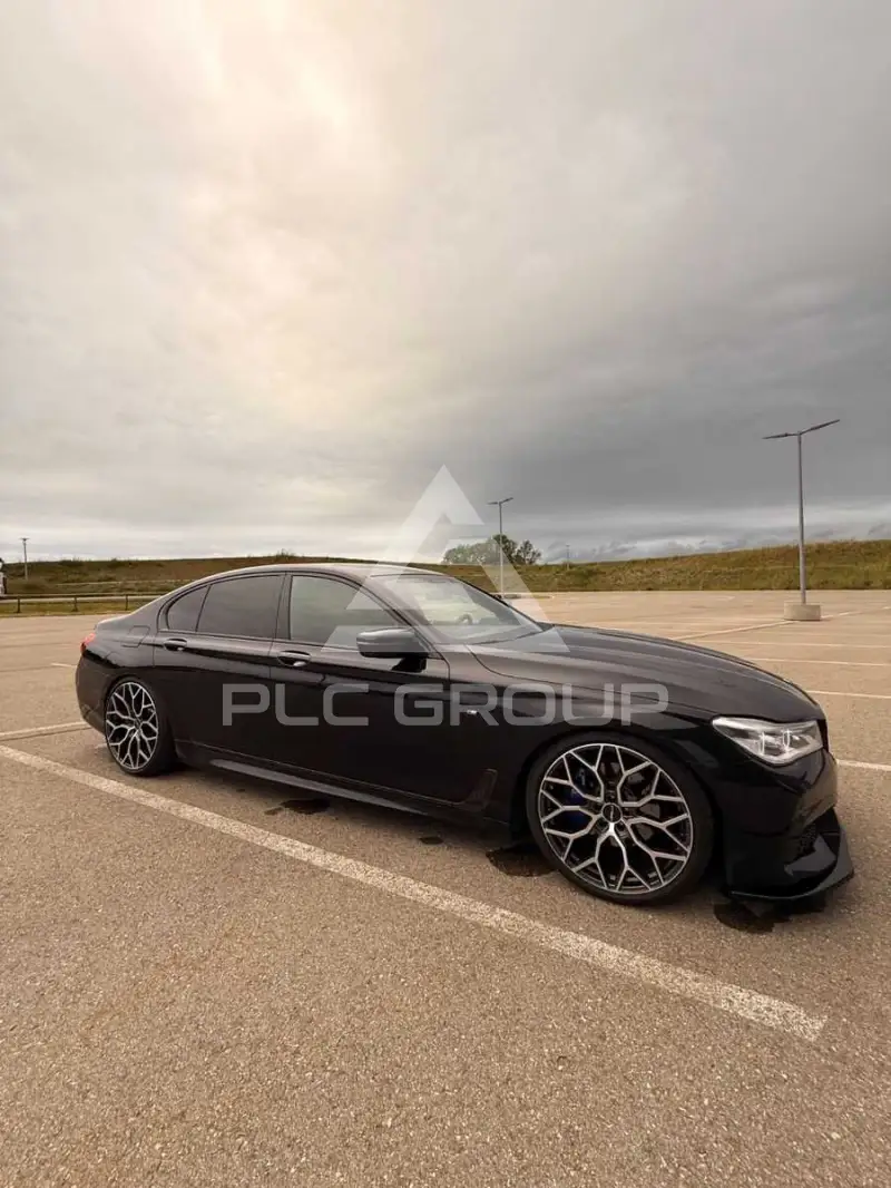 2018 BMW 740