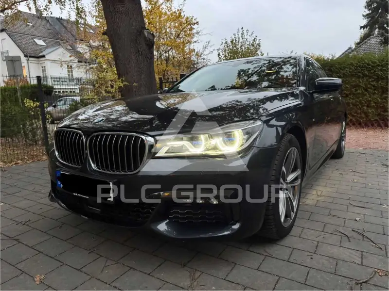 2018 BMW 740