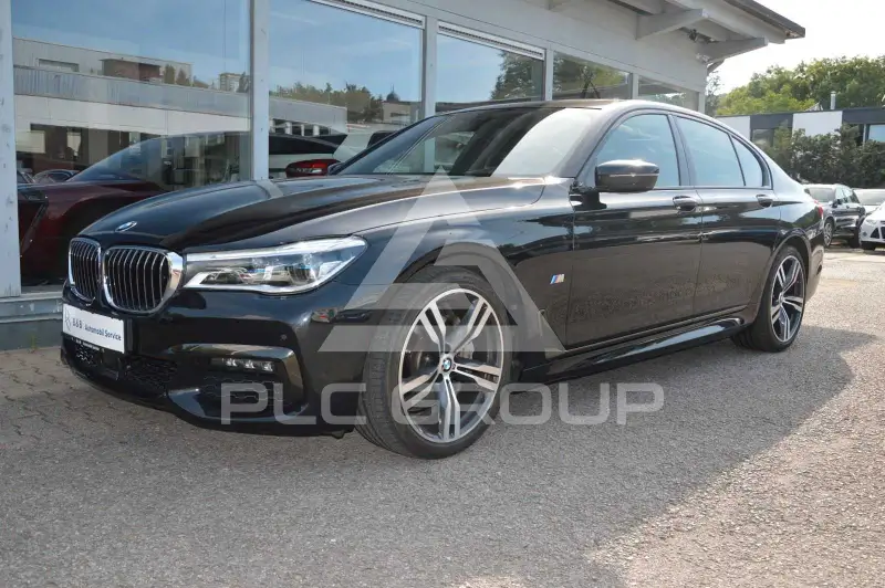 2018 BMW 740