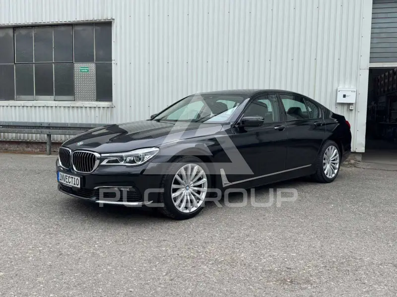 2018 BMW 740