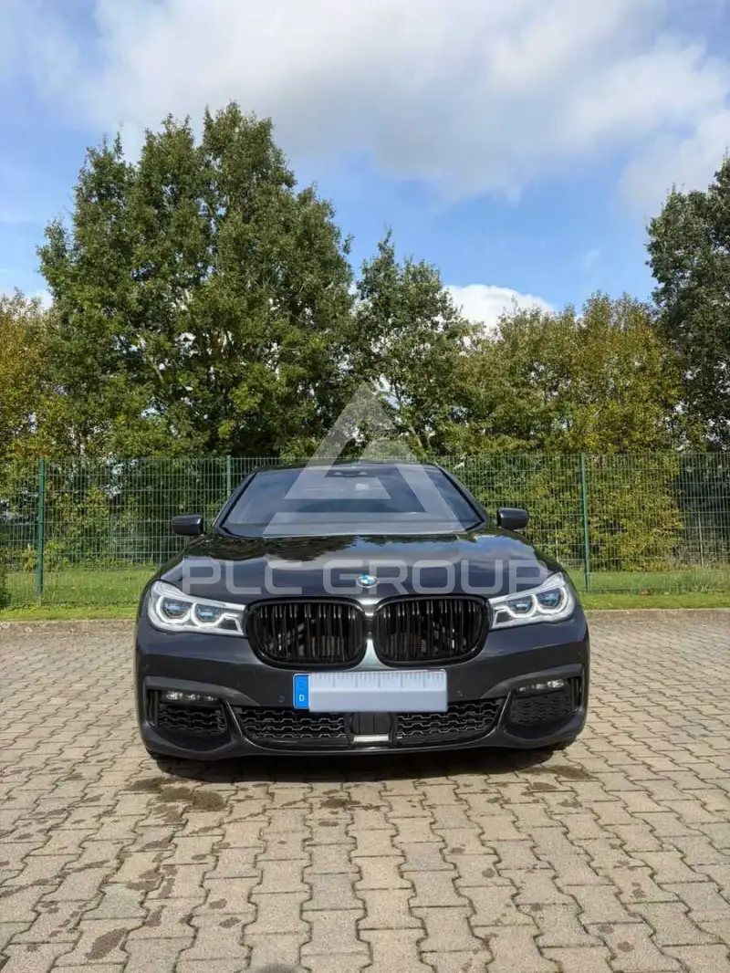 2018 BMW 750