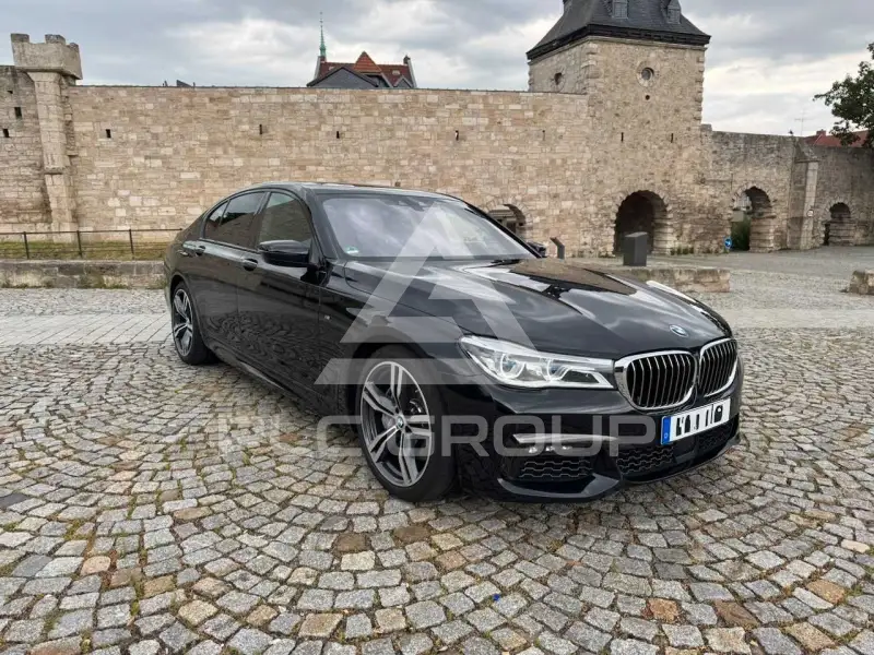 2018 BMW 750