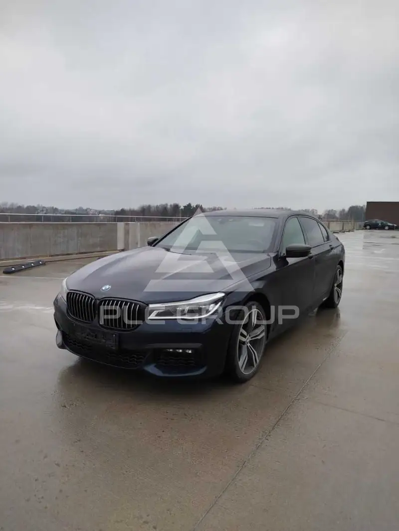 2018 BMW 750