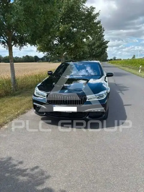 2018 BMW 750