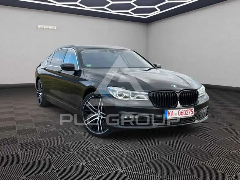2018 BMW 750