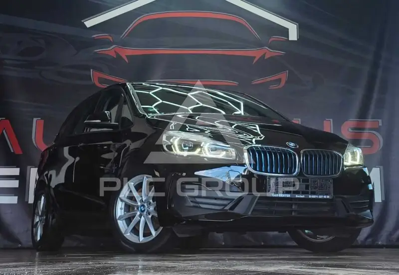 2018 BMW 225