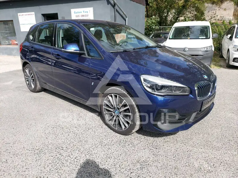 2018 BMW 225