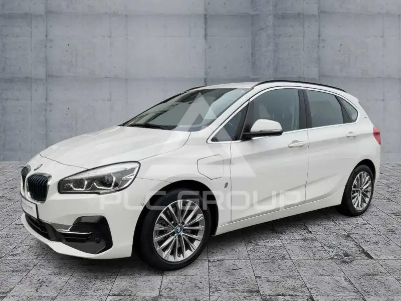 2018 BMW 225