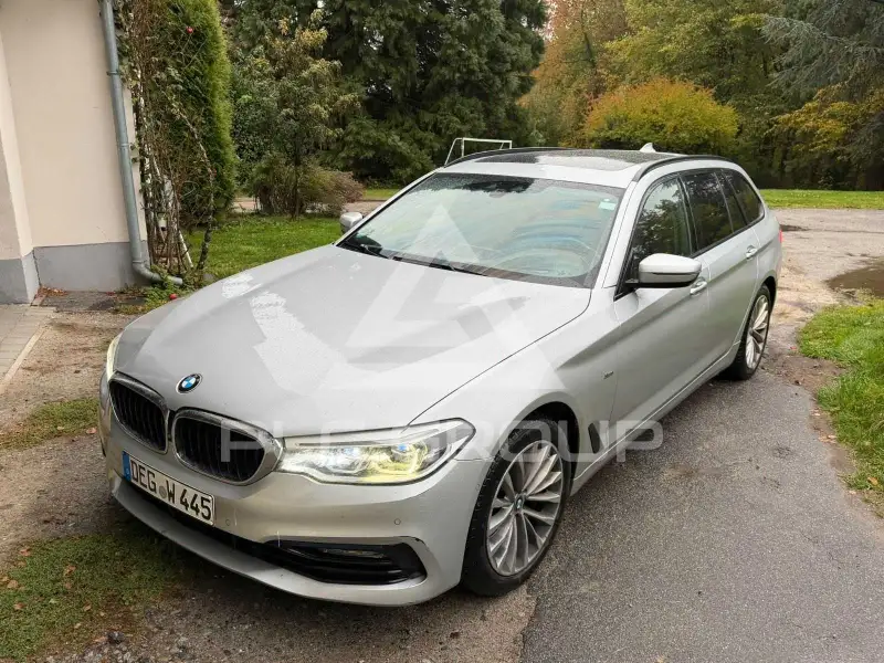 2018 BMW 530