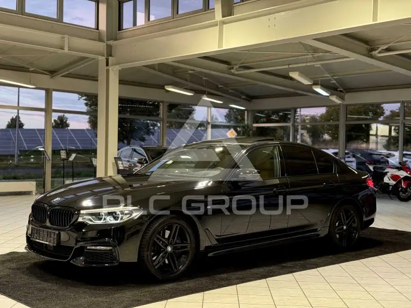 2018 BMW 525
