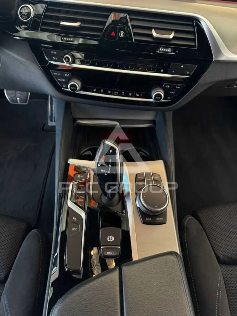 2018 BMW 525