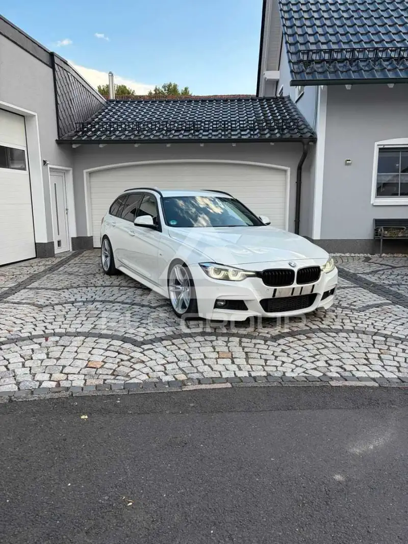 2018 BMW 320