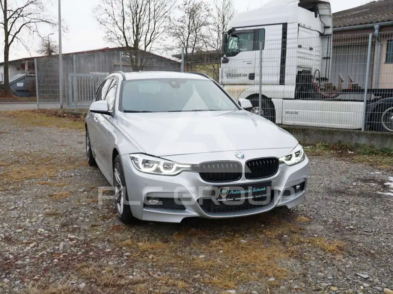 2018 BMW 330