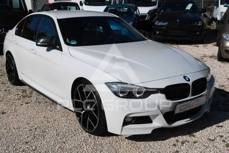 2018 BMW 330