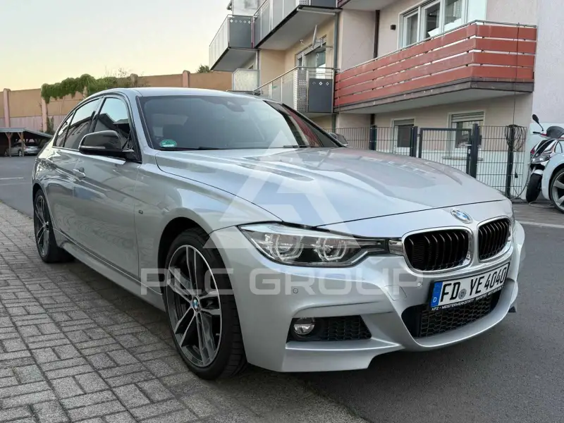 2018 BMW 330
