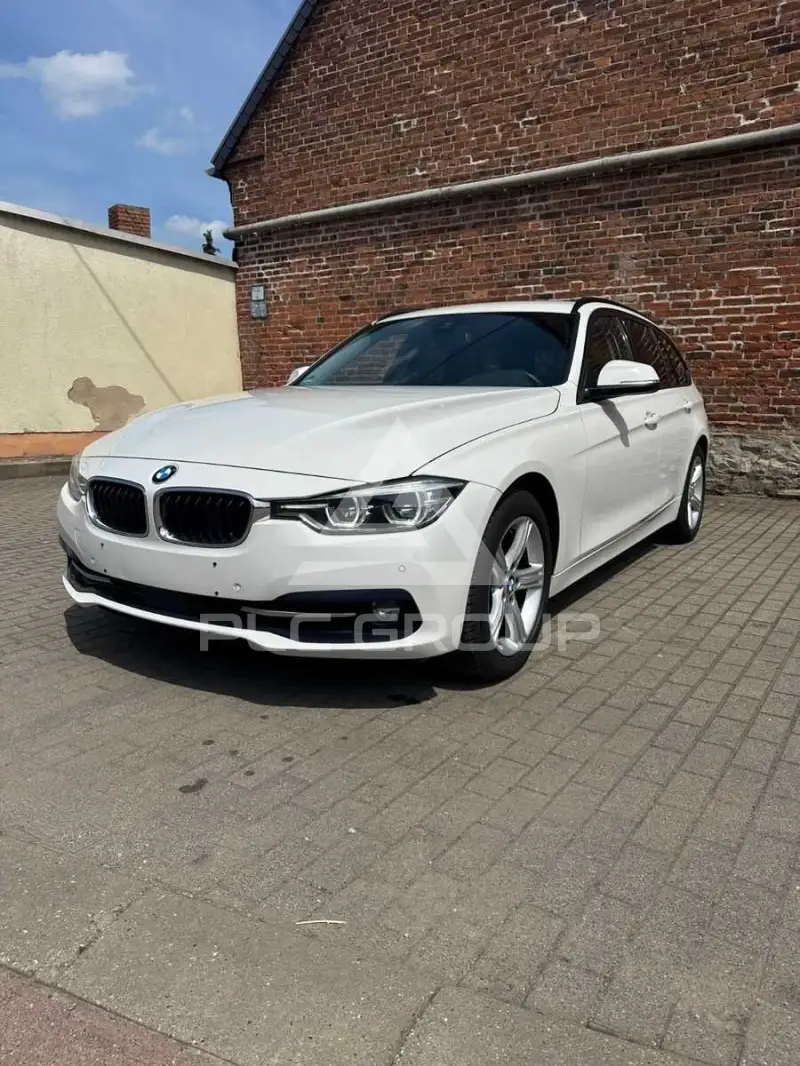 2018 BMW 330