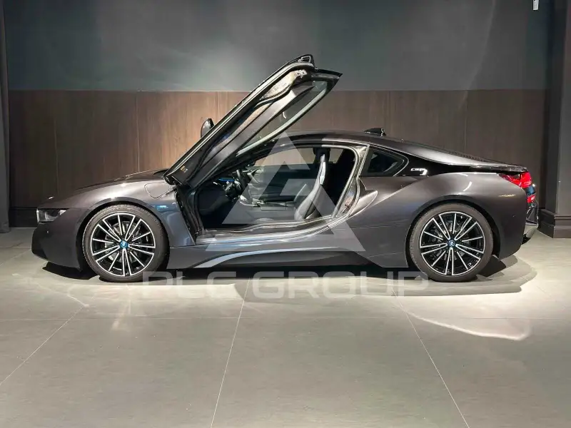 2018 BMW I8