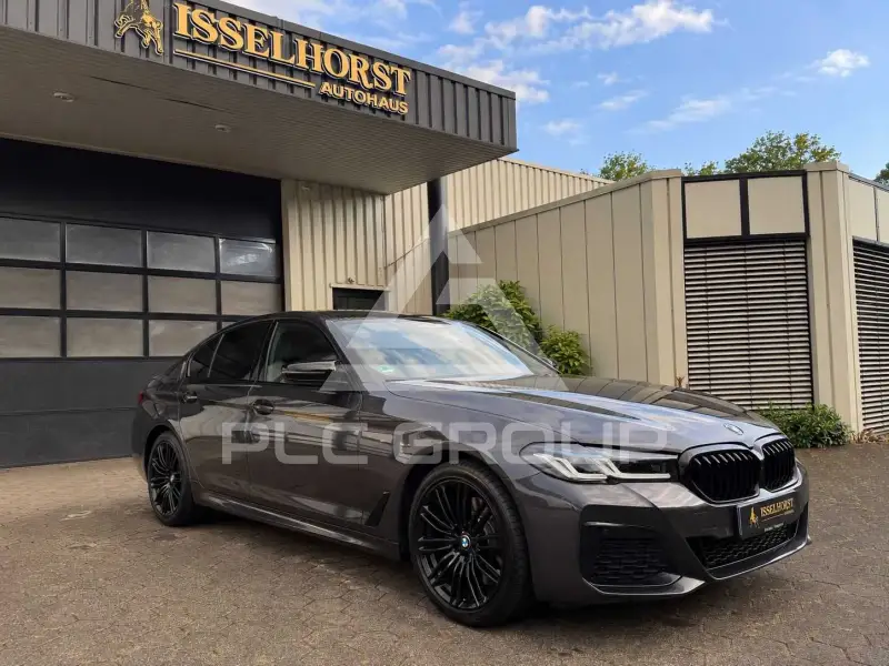 2018 BMW 520