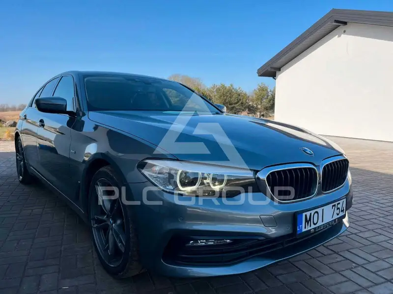 2018 BMW 520