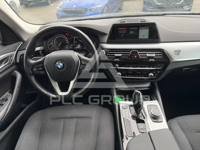 2018 BMW 520